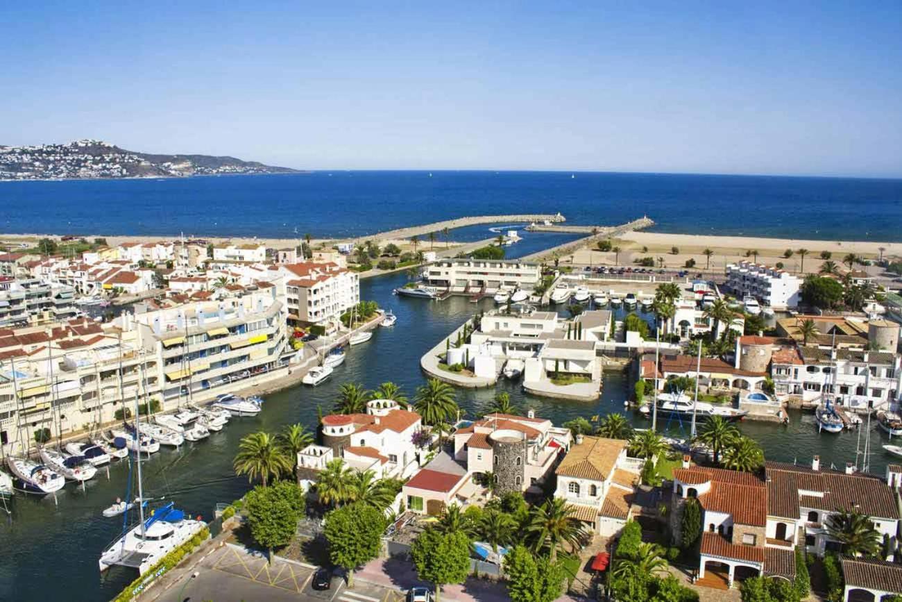 Global Immo 3289 Port Thalassa Roses Esterno foto